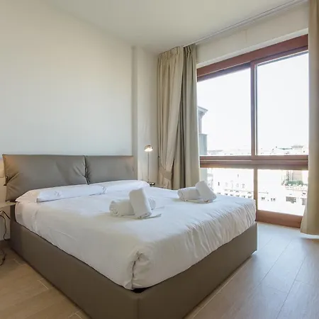 - Ponte Vecchio Exclusive Apartment *