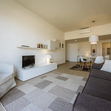 - Ponte Vecchio Exclusive Apartment *